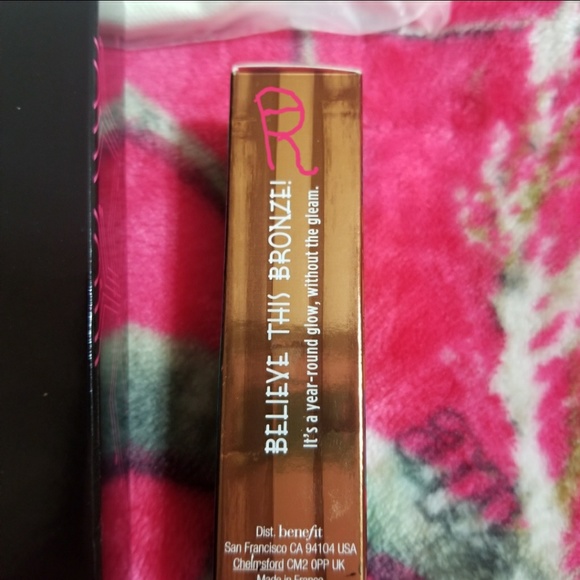 BENEFIT MASCARA & BRONZER W/ MAKEUP BAG BUNDLE NWT - Picture 4 of 8